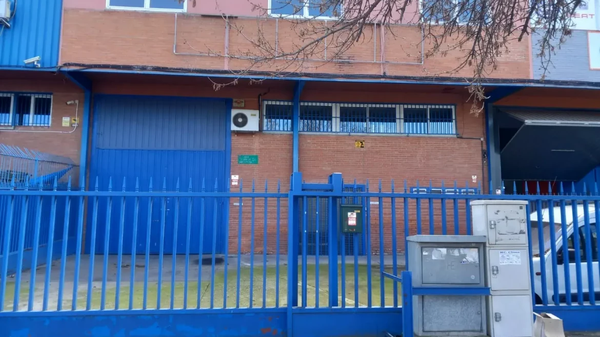 Nave en venta en la zona de San Fernando de Henares