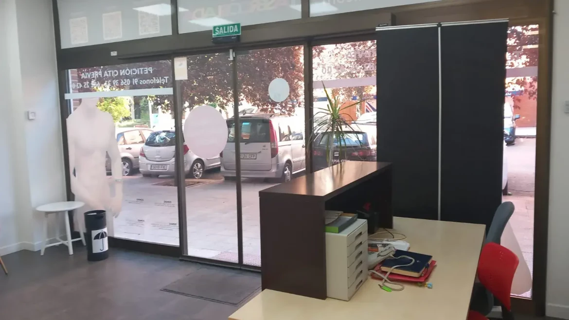 Local en venta en la zona de Bº del Puerto