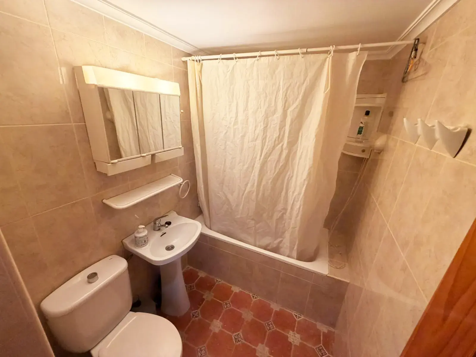 Habicasa Inmobiliaria. Inmobiliarias en Coslada.