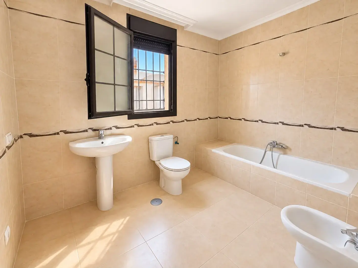 Habicasa Inmobiliaria. Inmobiliarias en Coslada.